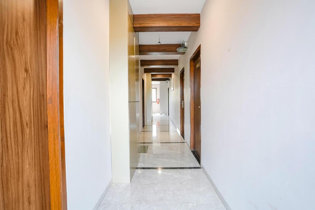 Fabhotel Swaraj Shirgaon  Dış mekan fotoğraf