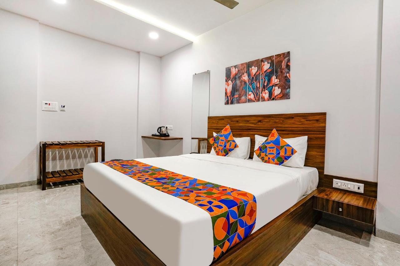 Fabhotel Swaraj Shirgaon  Dış mekan fotoğraf