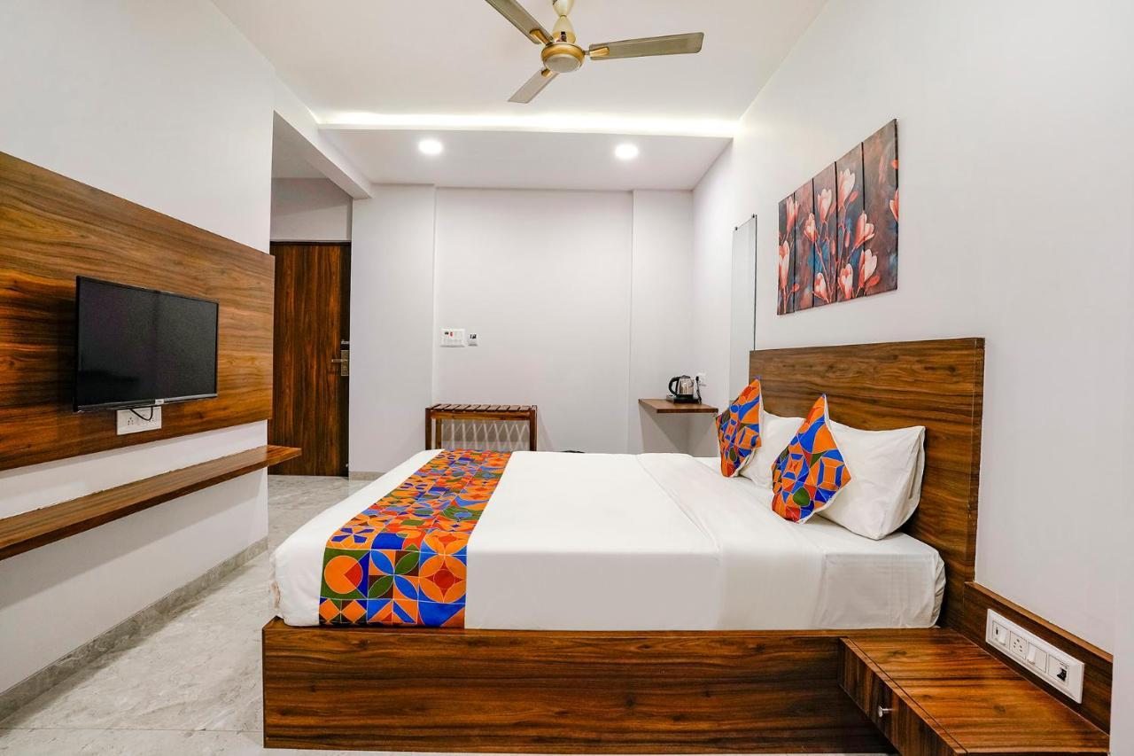 Fabhotel Swaraj Shirgaon  Dış mekan fotoğraf
