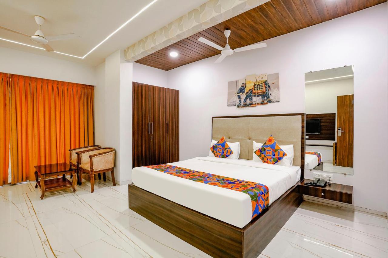 Fabhotel Swaraj Shirgaon  Dış mekan fotoğraf
