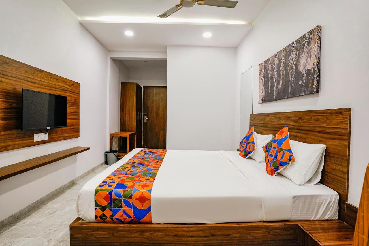 Fabhotel Swaraj Shirgaon  Dış mekan fotoğraf
