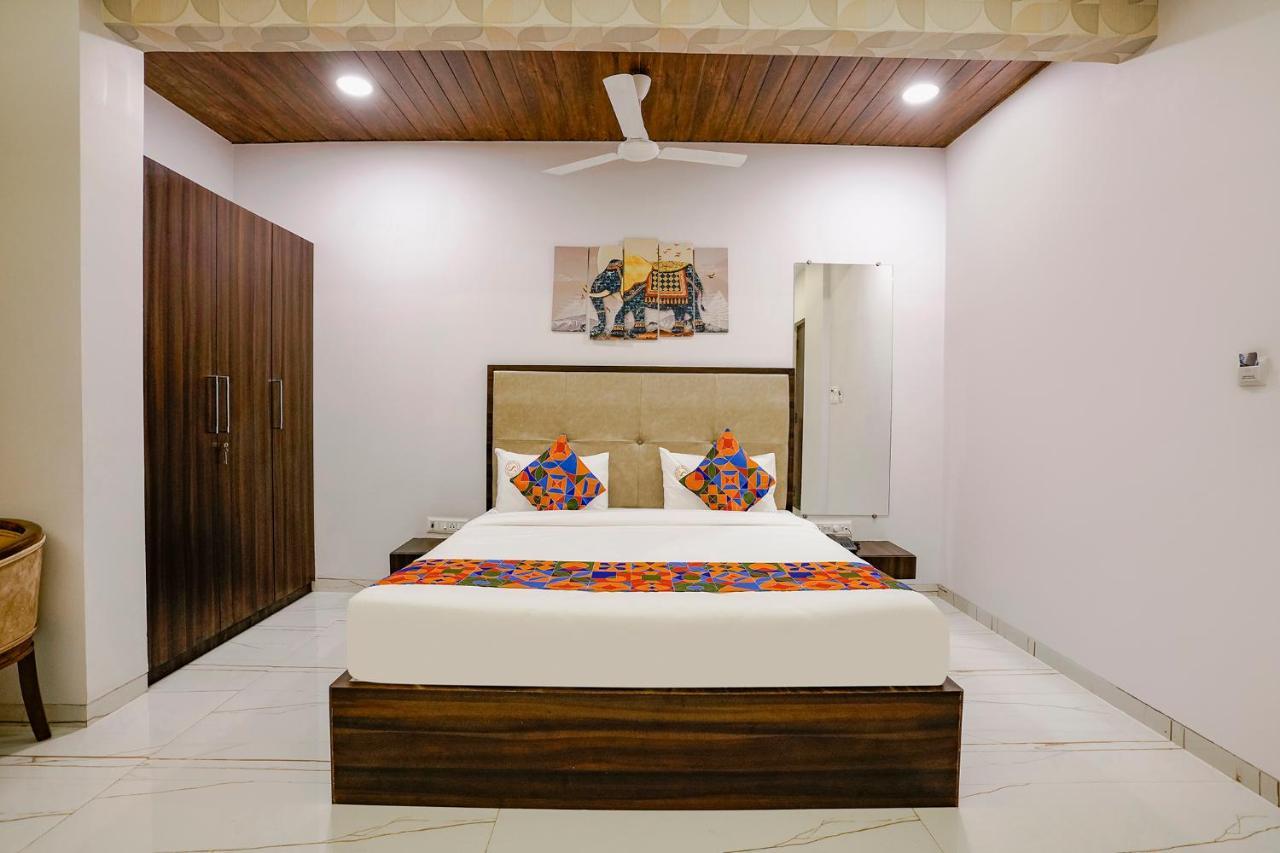 Fabhotel Swaraj Shirgaon  Dış mekan fotoğraf