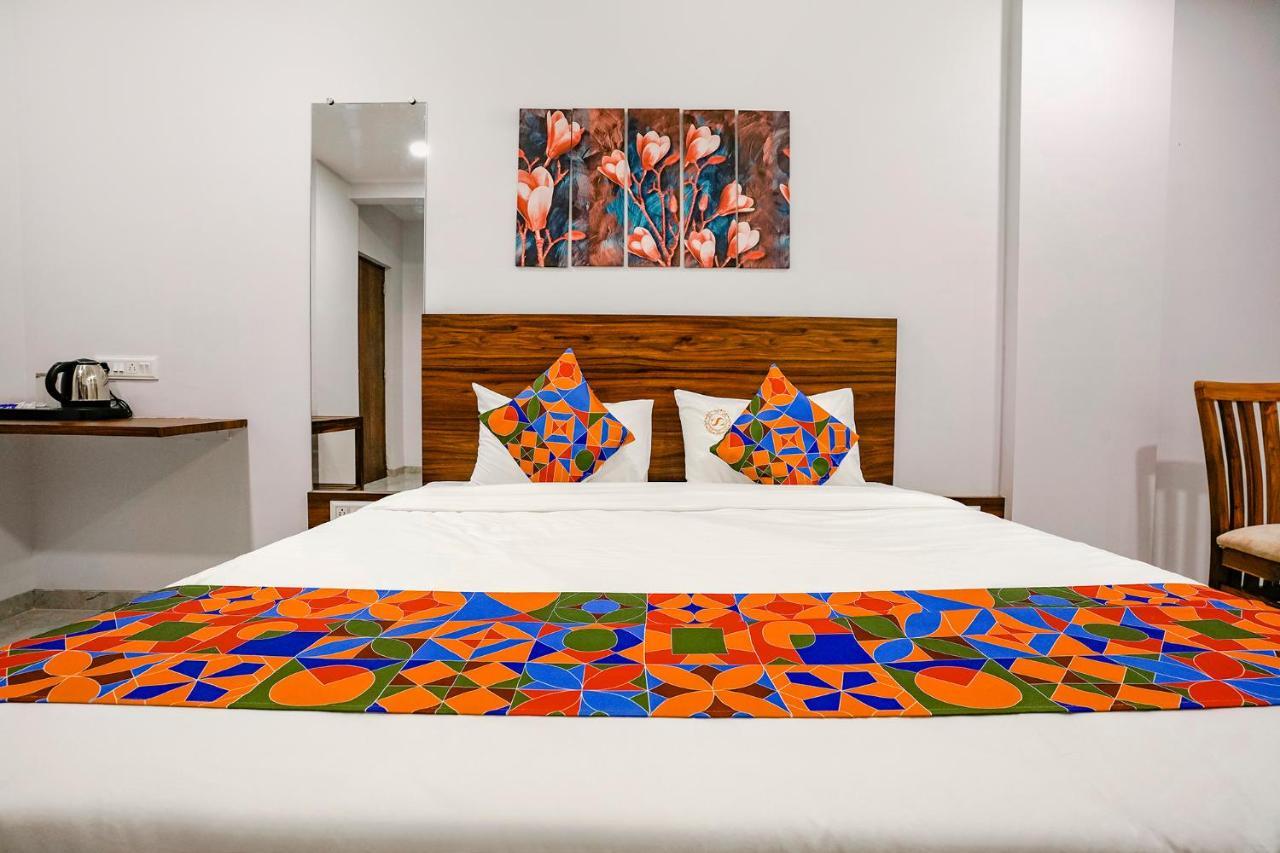 Fabhotel Swaraj Shirgaon  Dış mekan fotoğraf